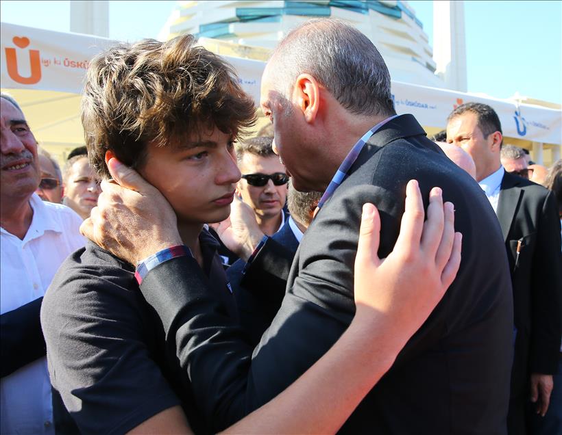 Demokrasi şehitleri son yolculuğuna uğurlanıyor