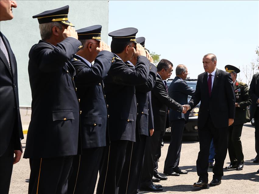 Cumhurbaşkanı Erdoğan, Özel Harekat Daire Başkanlığı'nı ziyaret etti